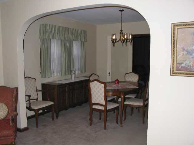 912 Timberman Road Columbus, OH 43212 - Photo 2 of 5