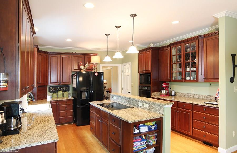 8409 Case Ridge Drive Oak Ridge, NC 27310 - Photo 11 of 30