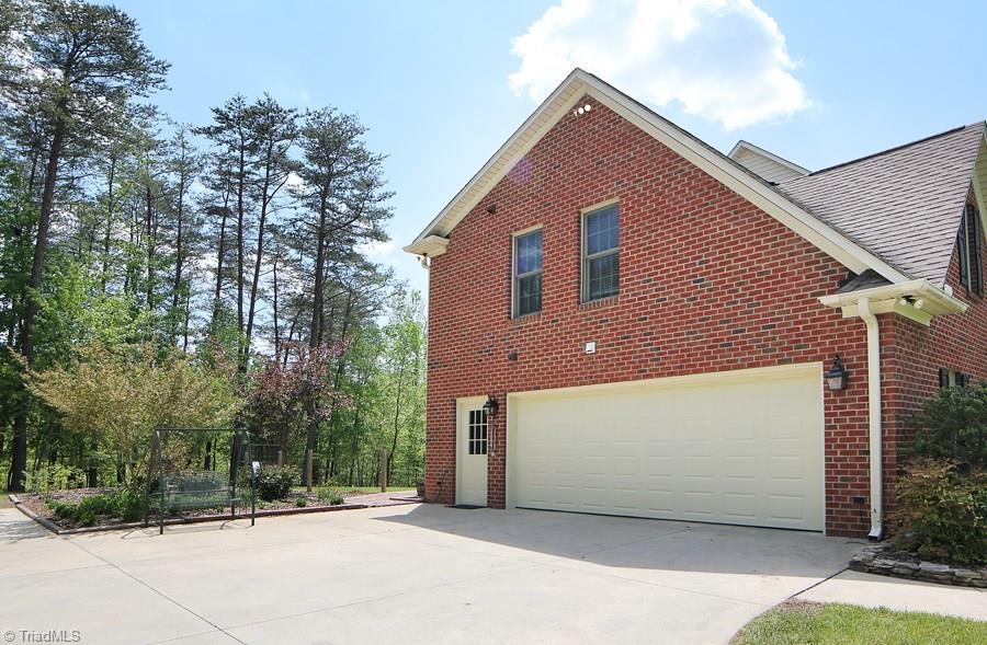 8409 Case Ridge Drive Oak Ridge, NC 27310 - Photo 28 of 30