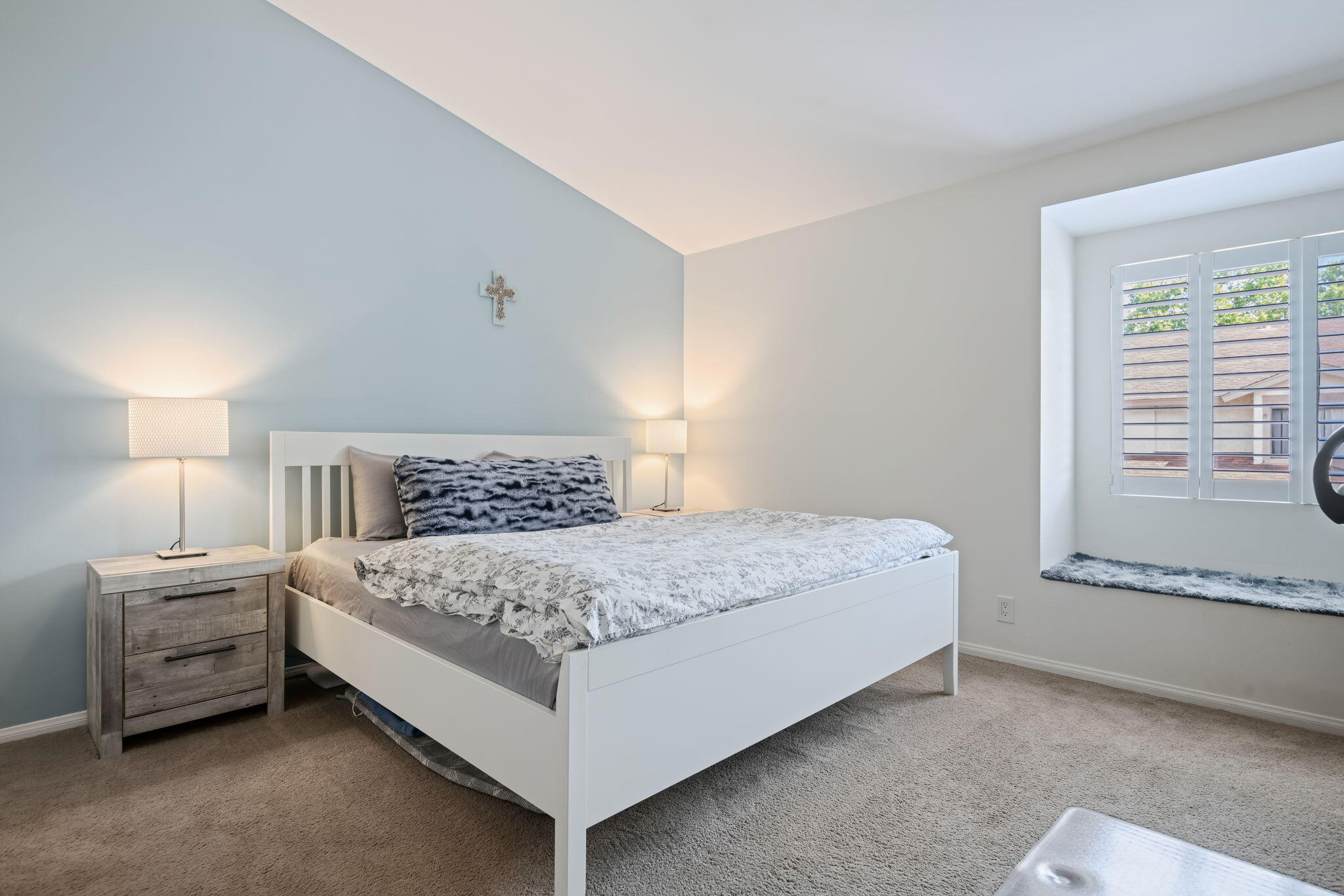 222 Ute Lane Ventura, CA 93001 - Photo 13 of 29 a bedroom with a bed and a window