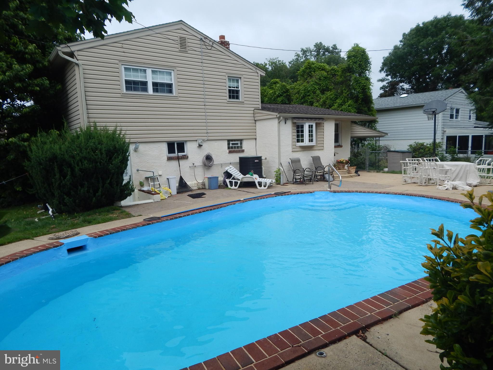 3902 Dorchester Road Philadelphia, PA 19154 - Photo 2 of 24 Pool