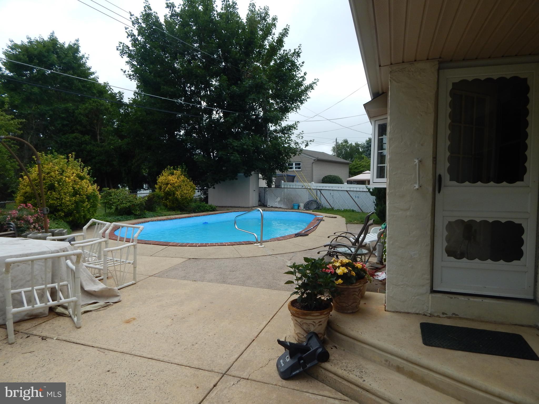 3902 Dorchester Road Philadelphia, PA 19154 - Photo 21 of 24 Pool, Entrance to kitchen