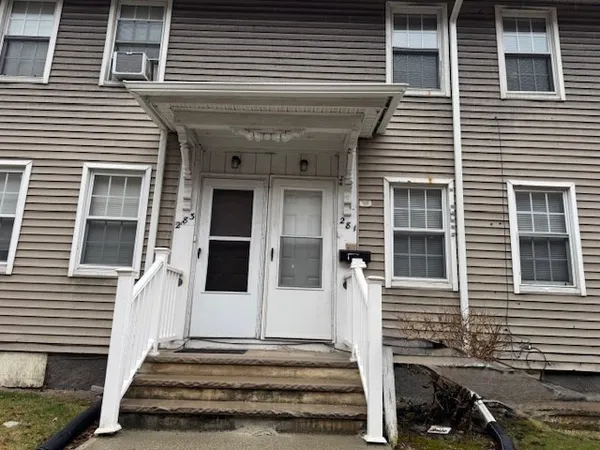 $2,400 | 277 East Merrimack Street, Unit 1, Lowell, MA 01852