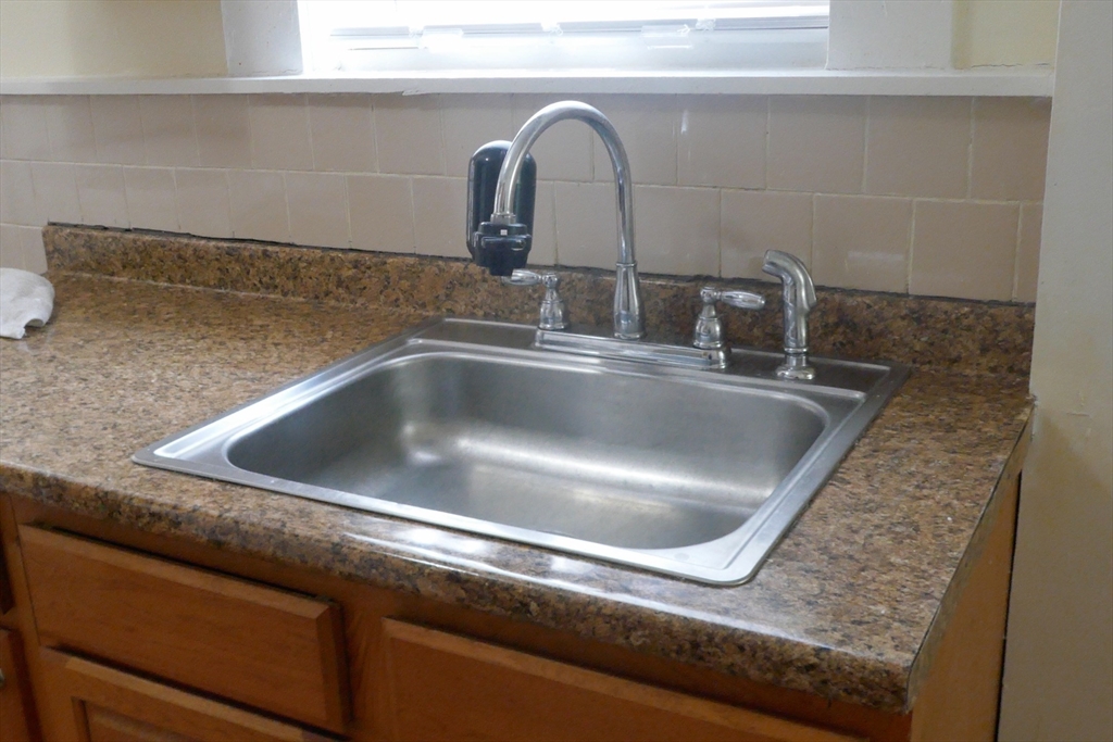 277 East Merrimack Street, Unit 1 Lowell, MA 01852 - Photo 6 of 15