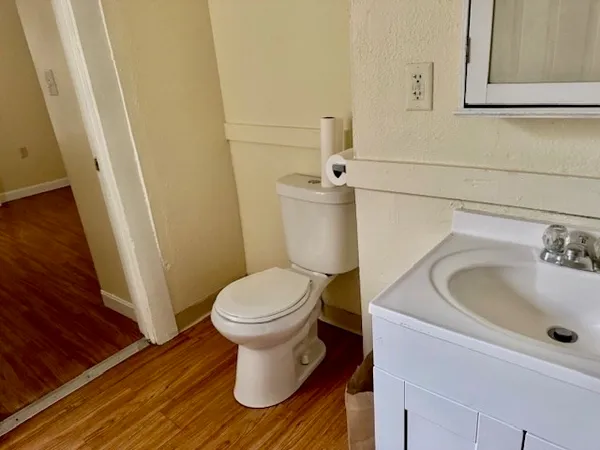 $2,400 | 277 East Merrimack Street, Unit 1, Lowell, MA 01852