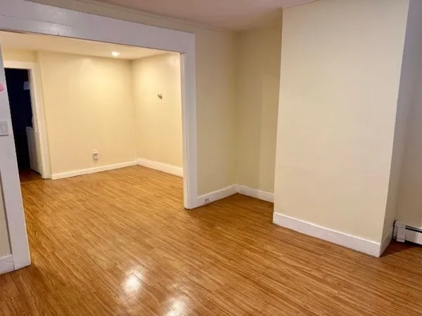 $2,400 | 277 East Merrimack Street, Unit 1, Lowell, MA 01852