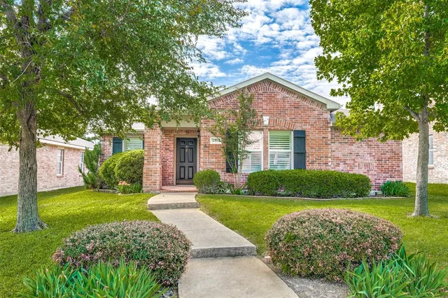 $2,350 | 12405 Peak Circle, Frisco, TX 75035