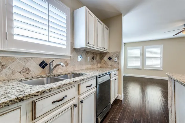 $2,350 | 12405 Peak Circle, Frisco, TX 75035