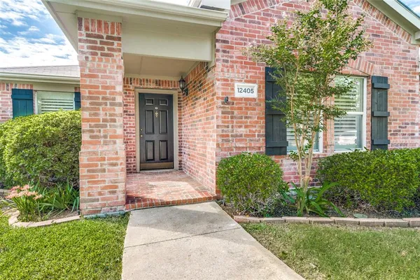 $2,350 | 12405 Peak Circle, Frisco, TX 75035