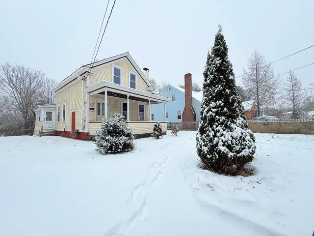 $145,000 | 63 West Terrace Street, Claremont, NH 03743