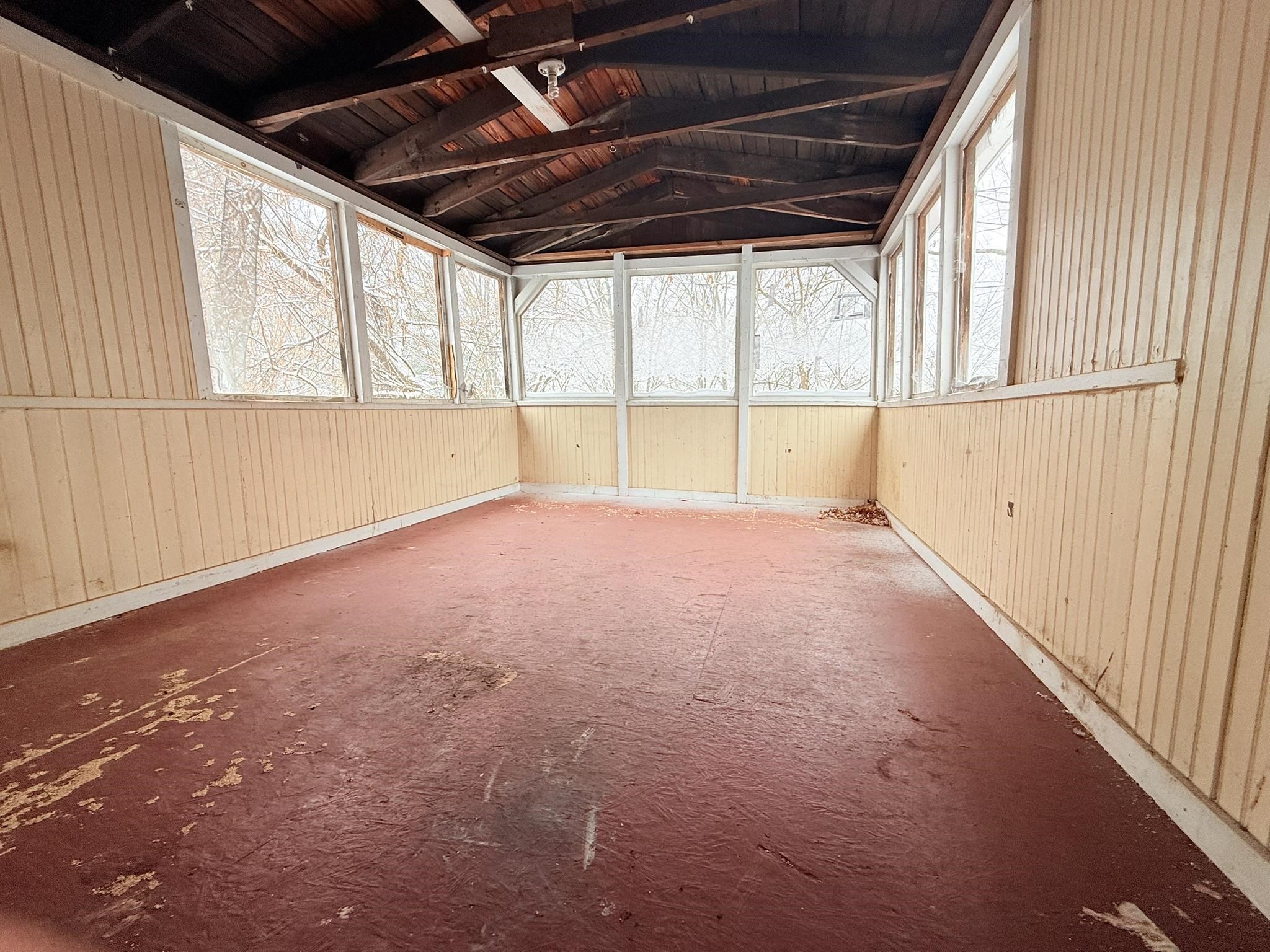 63 West Terrace Street Claremont, NH 03743 - Photo 3 of 17