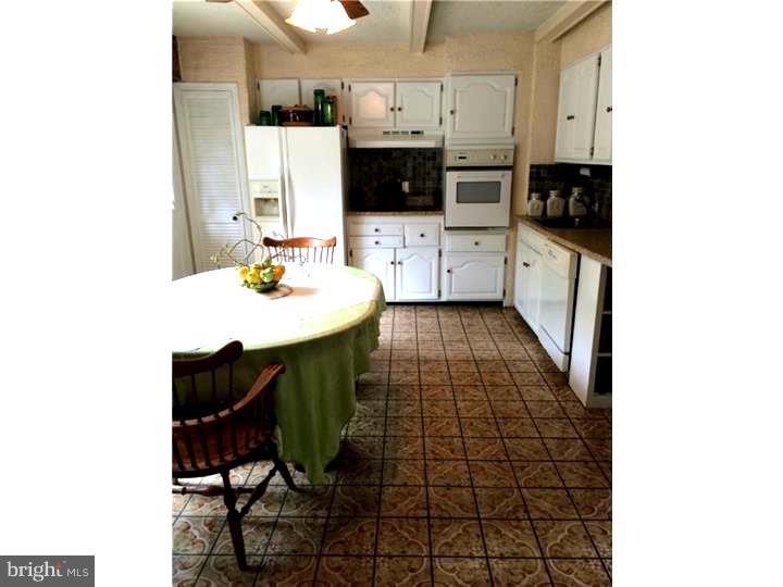 107 Crocus Road Feasterville-Trevose, PA 19053 - Photo 6 of 19 Gallery Image 6