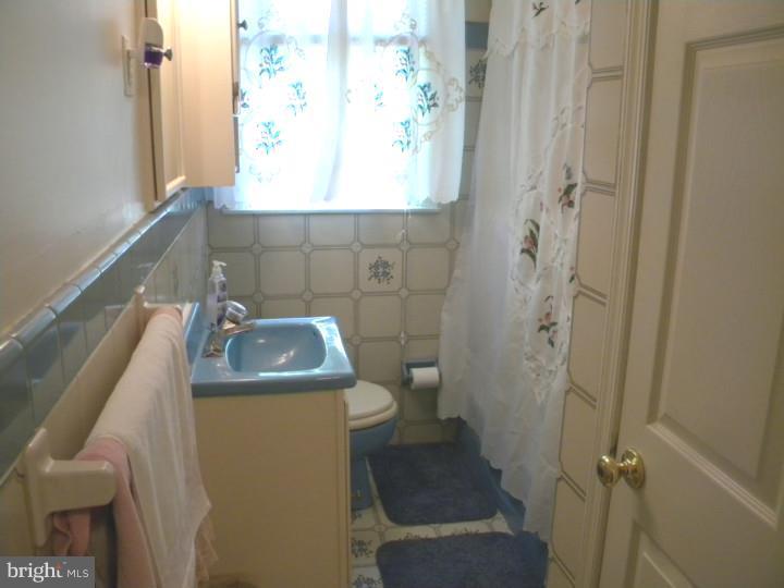 107 Crocus Road Feasterville-Trevose, PA 19053 - Photo 10 of 19 Bathroom