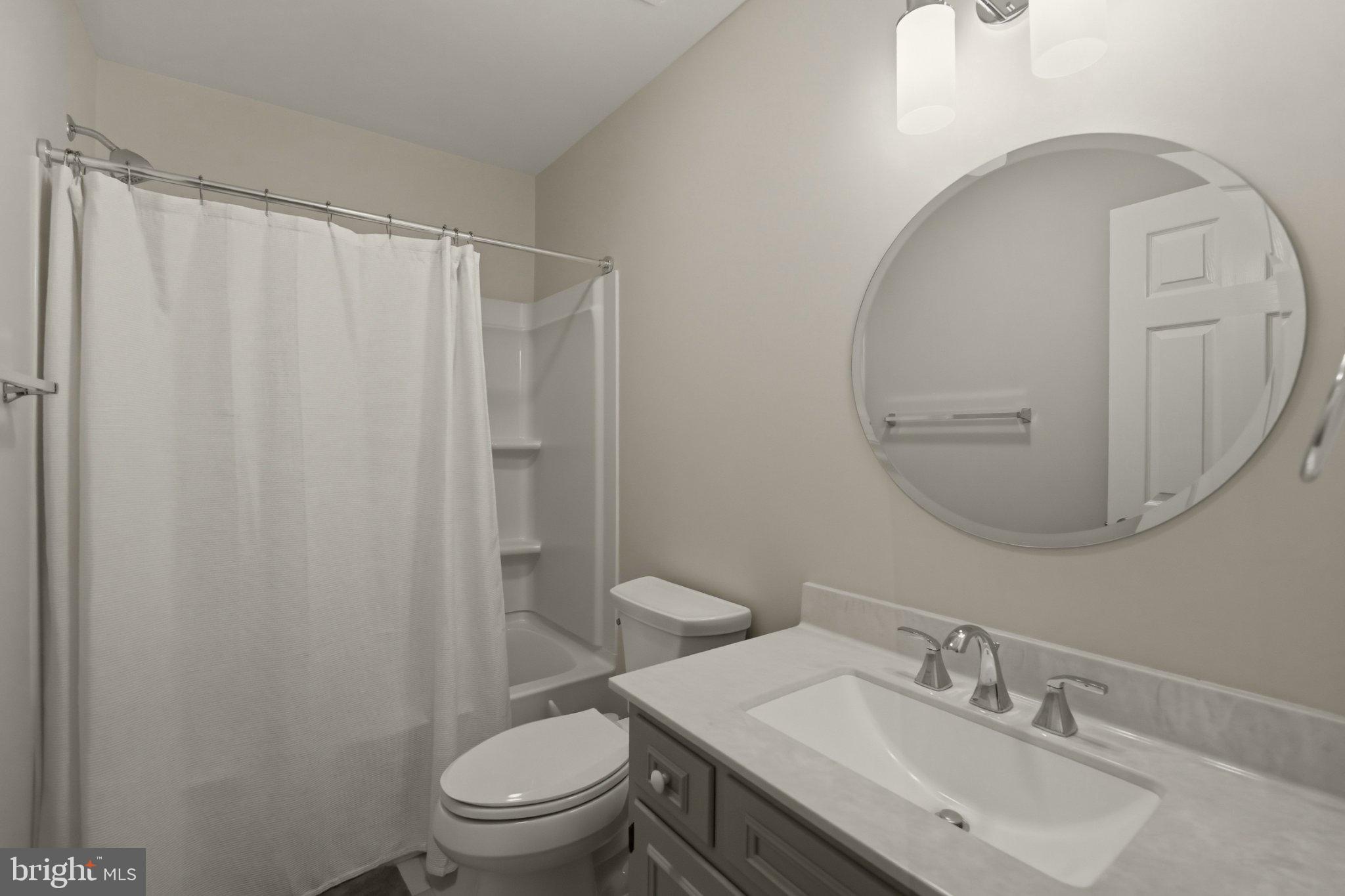 4095 Ross Road Bethlehem, PA 18020 - Photo 29 of 48