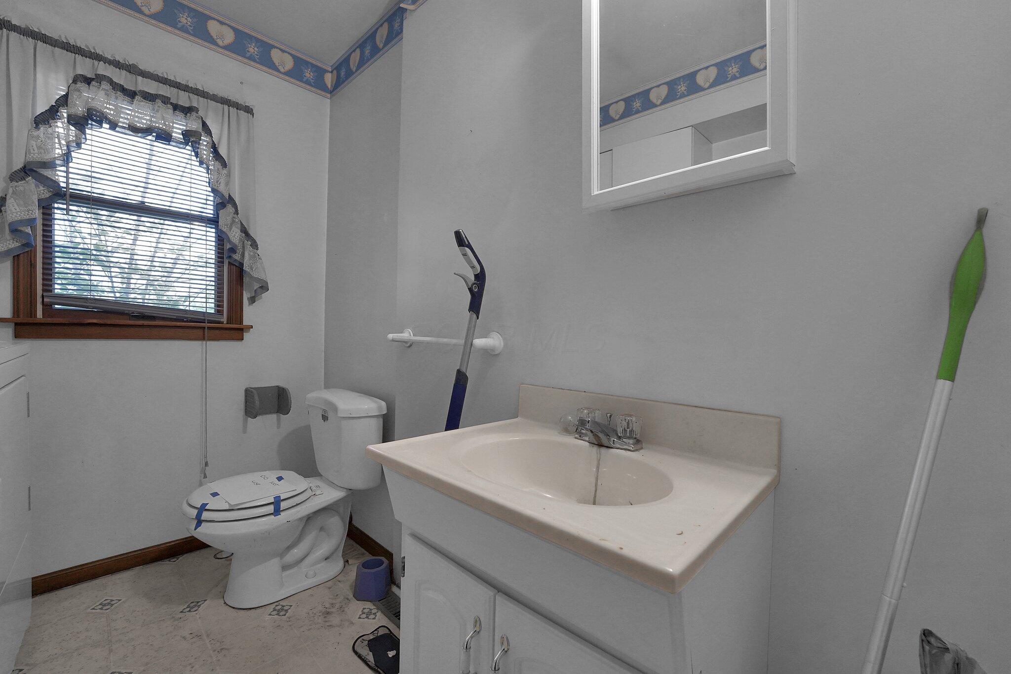 17284 Little Walnut Road Circleville, OH 43113 - Photo 19 of 28 18-web-or-mls-17284-little-walnut-rd