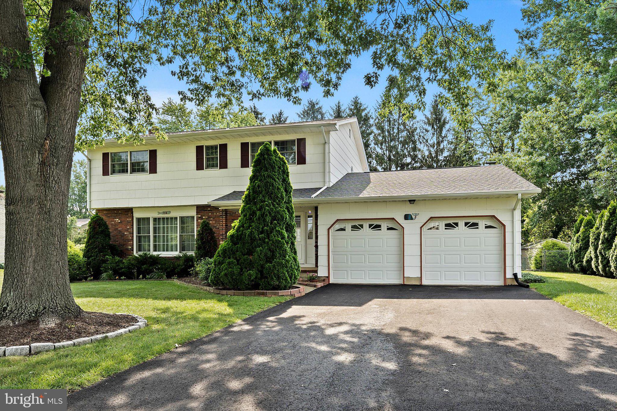 348 George Dye Road Hamilton, NJ 08690 - Photo 2 of 32