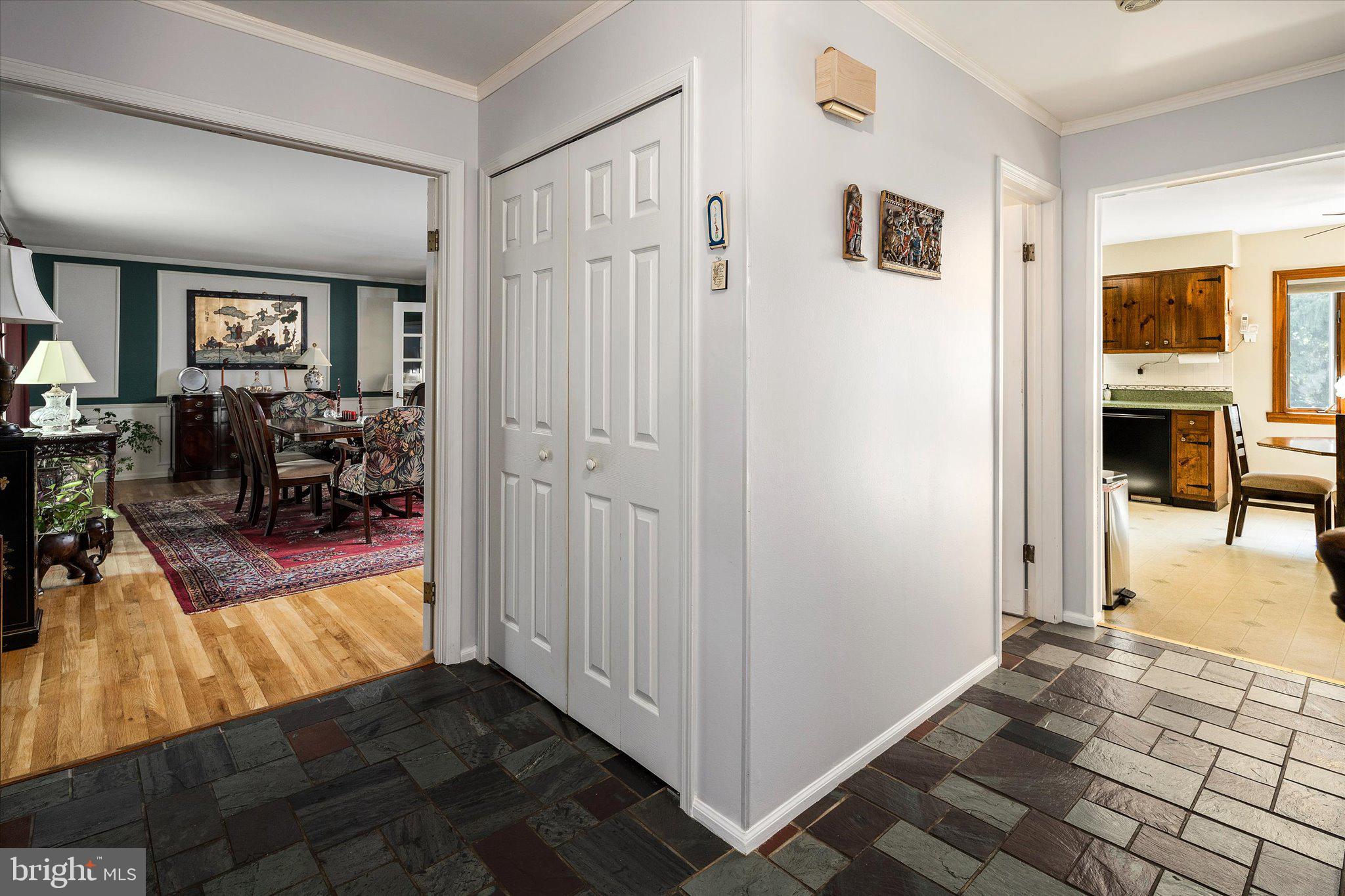 348 George Dye Road Hamilton, NJ 08690 - Photo 4 of 32