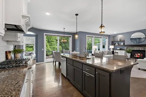 $915,000 | 5450 Yellowstone Lane North, Plymouth, MN 55446