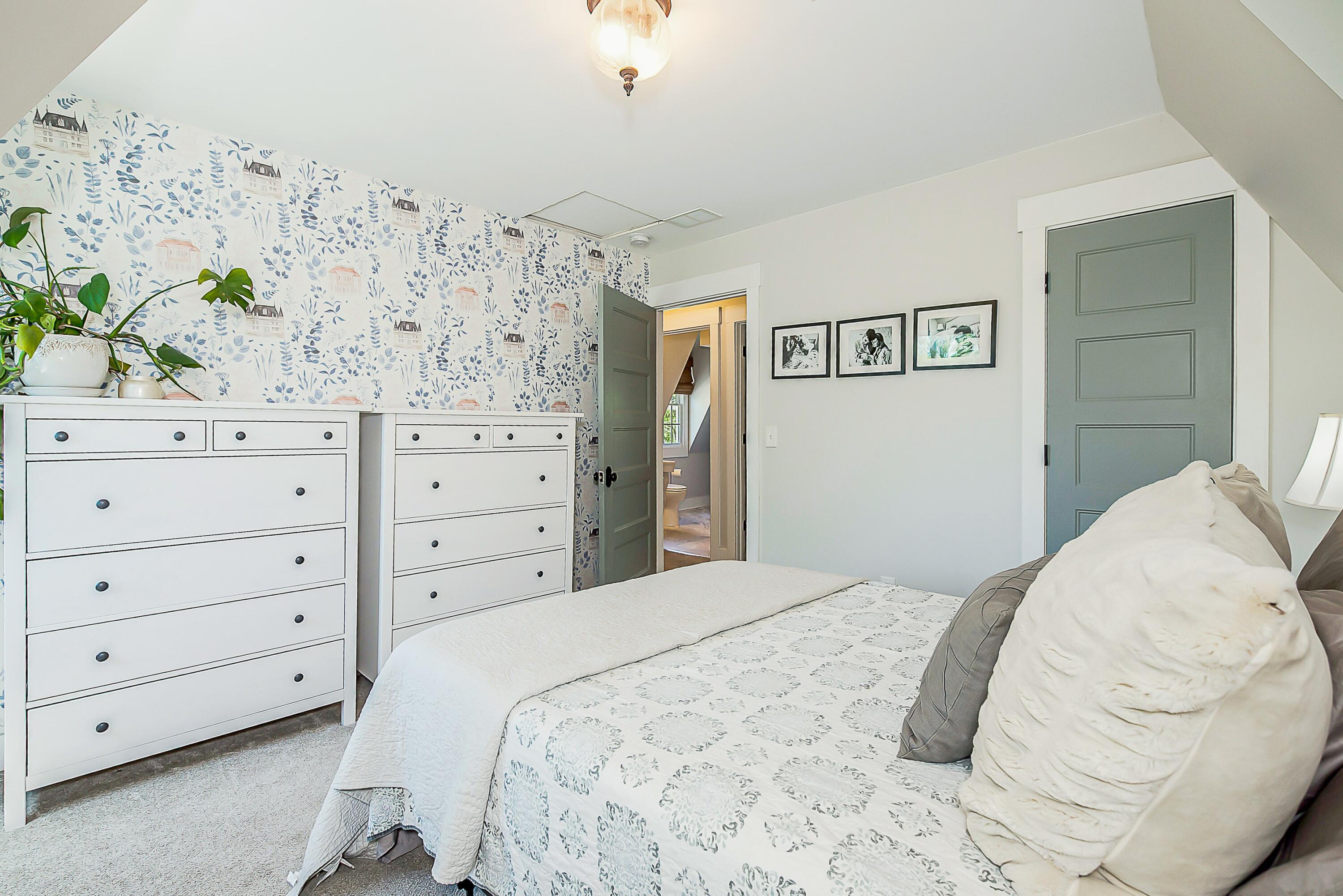 611 West Silver Lake Road Fenton, MI 48430 - Photo 43 of 50 DSC_22920-2