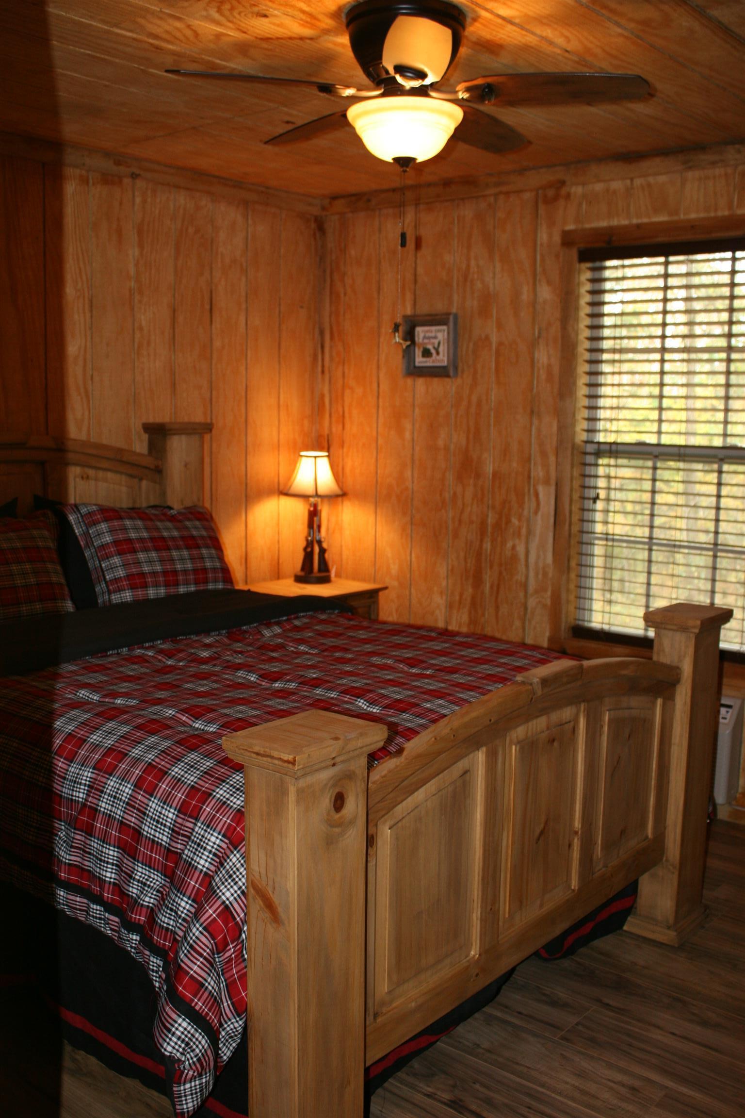 560 Poplar Road Silver Point, TN 38582 - Photo 11 of 29 The other great bedroom option!