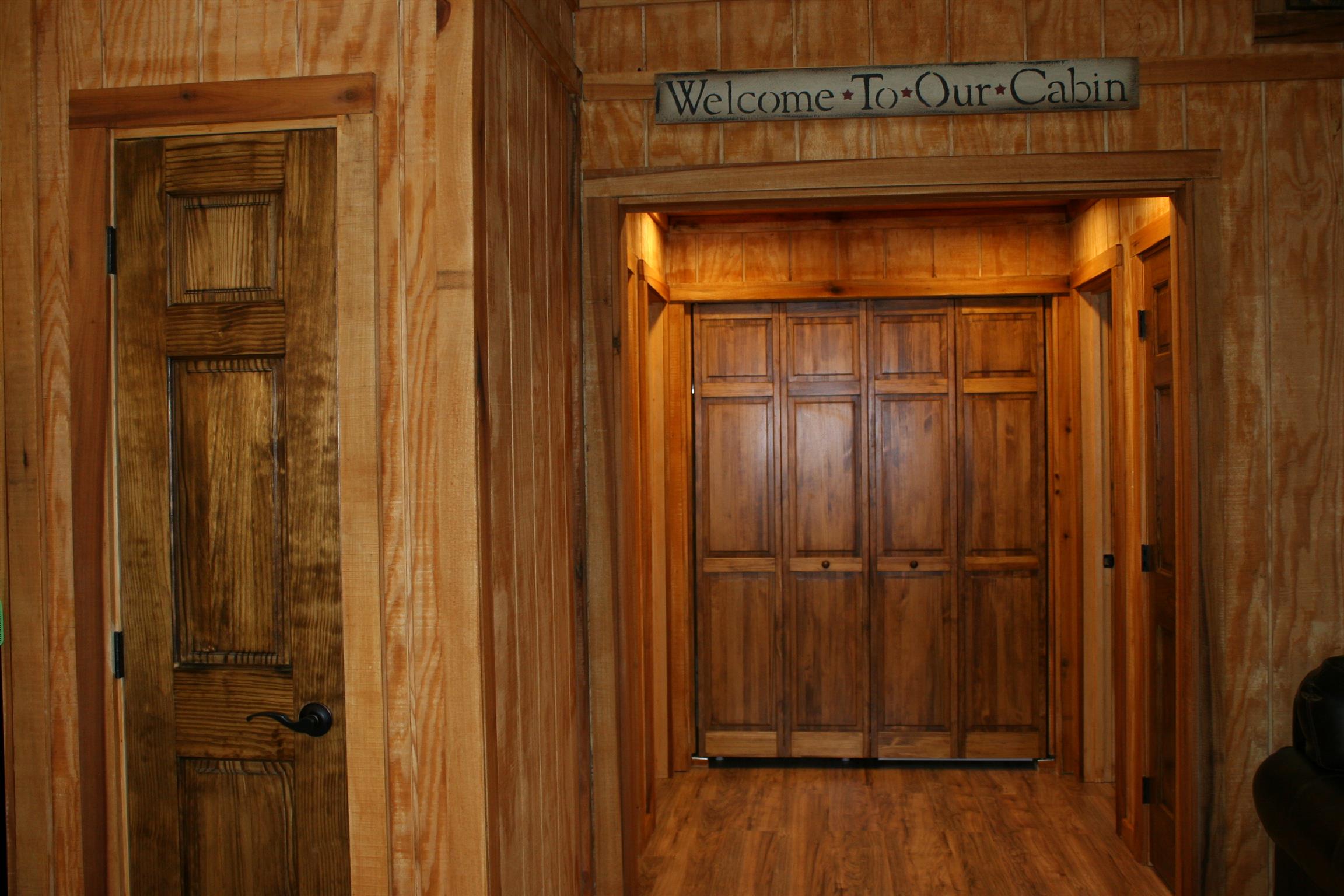 560 Poplar Road Silver Point, TN 38582 - Photo 6 of 29 Open the front door, the touches are exquisite!