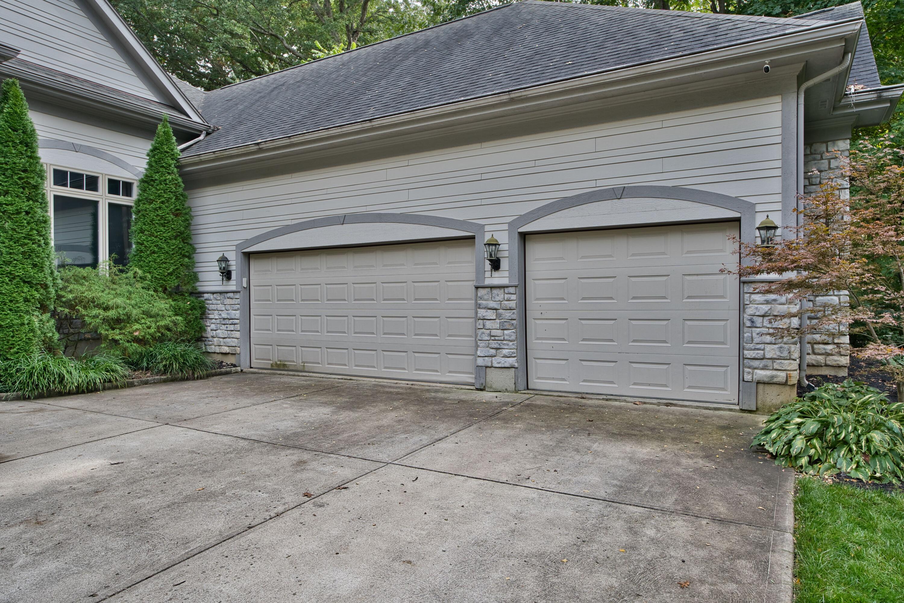 392 Darst Road Dayton, OH 45440 - Photo 5 of 83