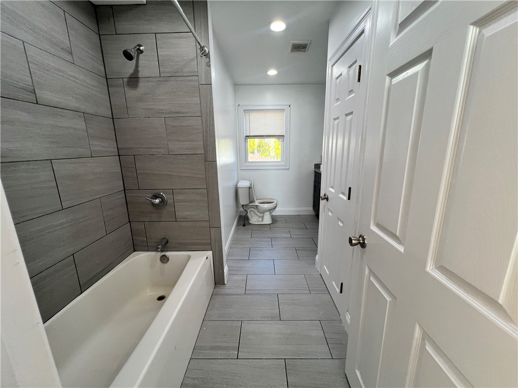 63 Jastram Street Providence, RI 02908 - Photo 10 of 23