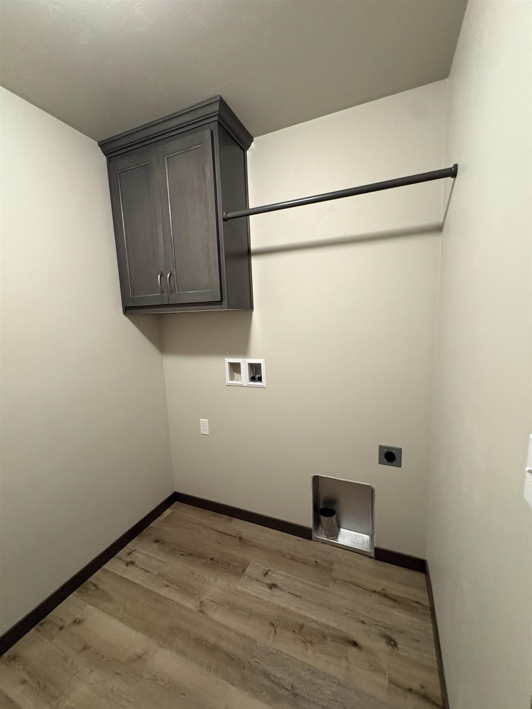 1007 Constellation Way Marinette, WI 54143 - Photo 11 of 34