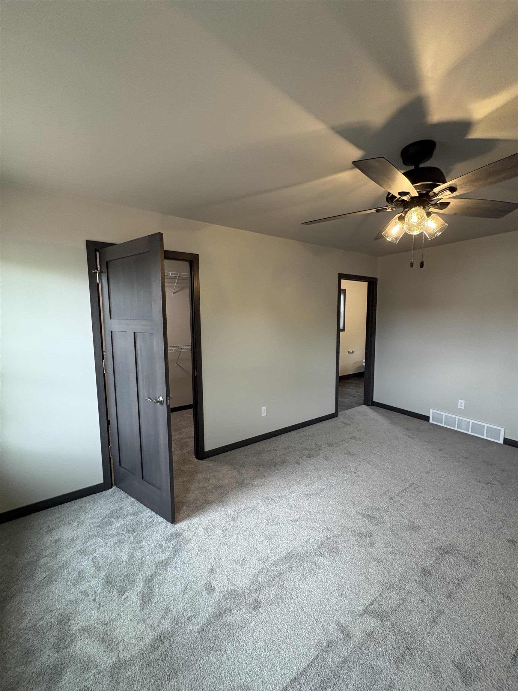 1007 Constellation Way Marinette, WI 54143 - Photo 14 of 34