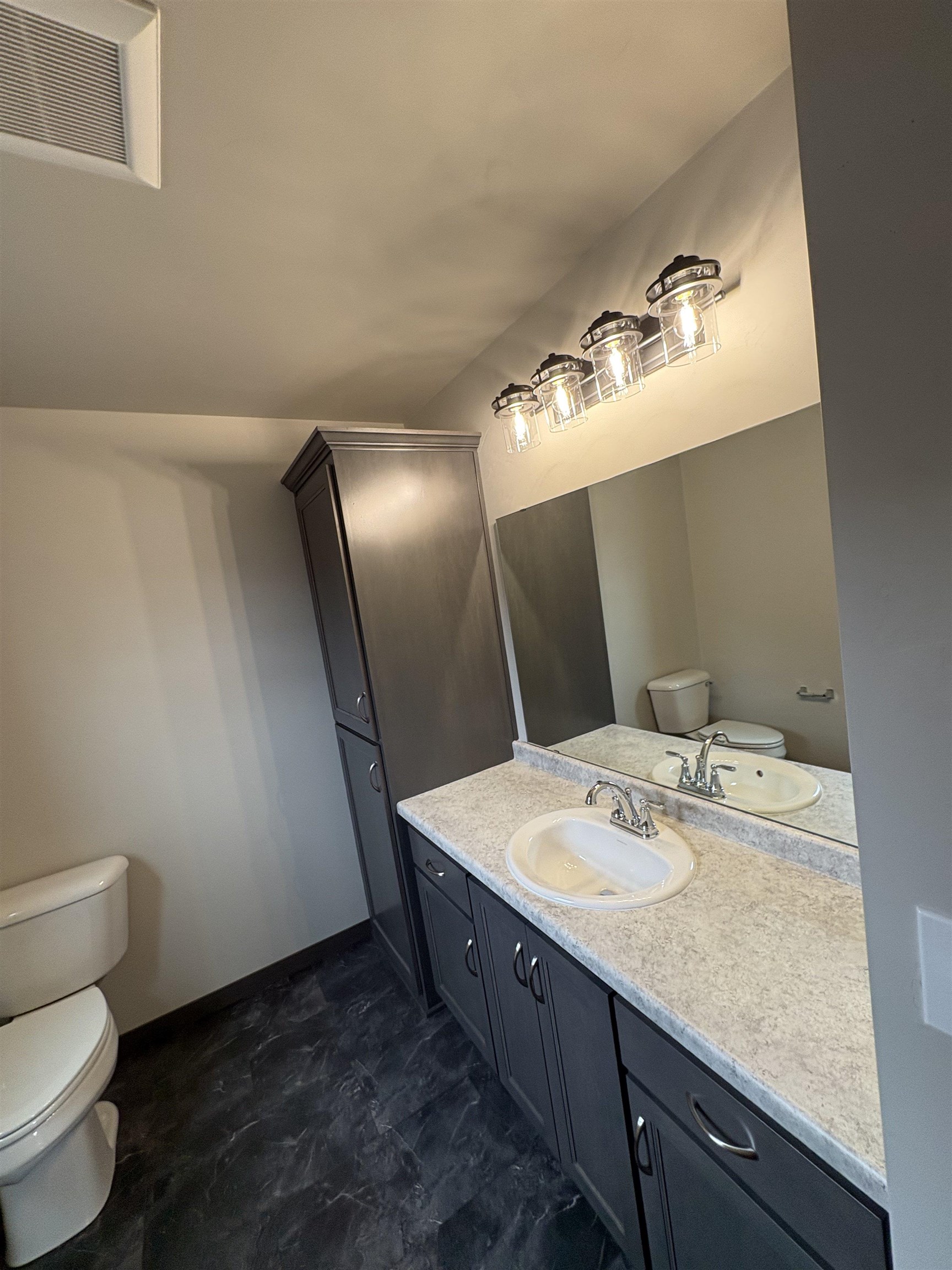 1007 Constellation Way Marinette, WI 54143 - Photo 16 of 34