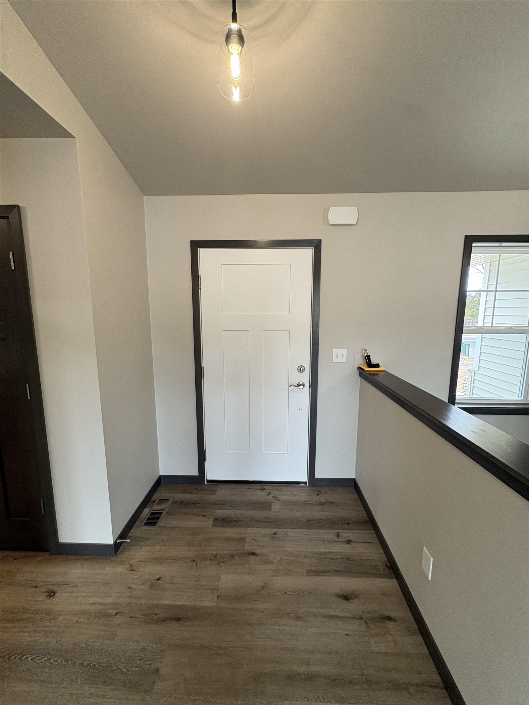 1007 Constellation Way Marinette, WI 54143 - Photo 2 of 34