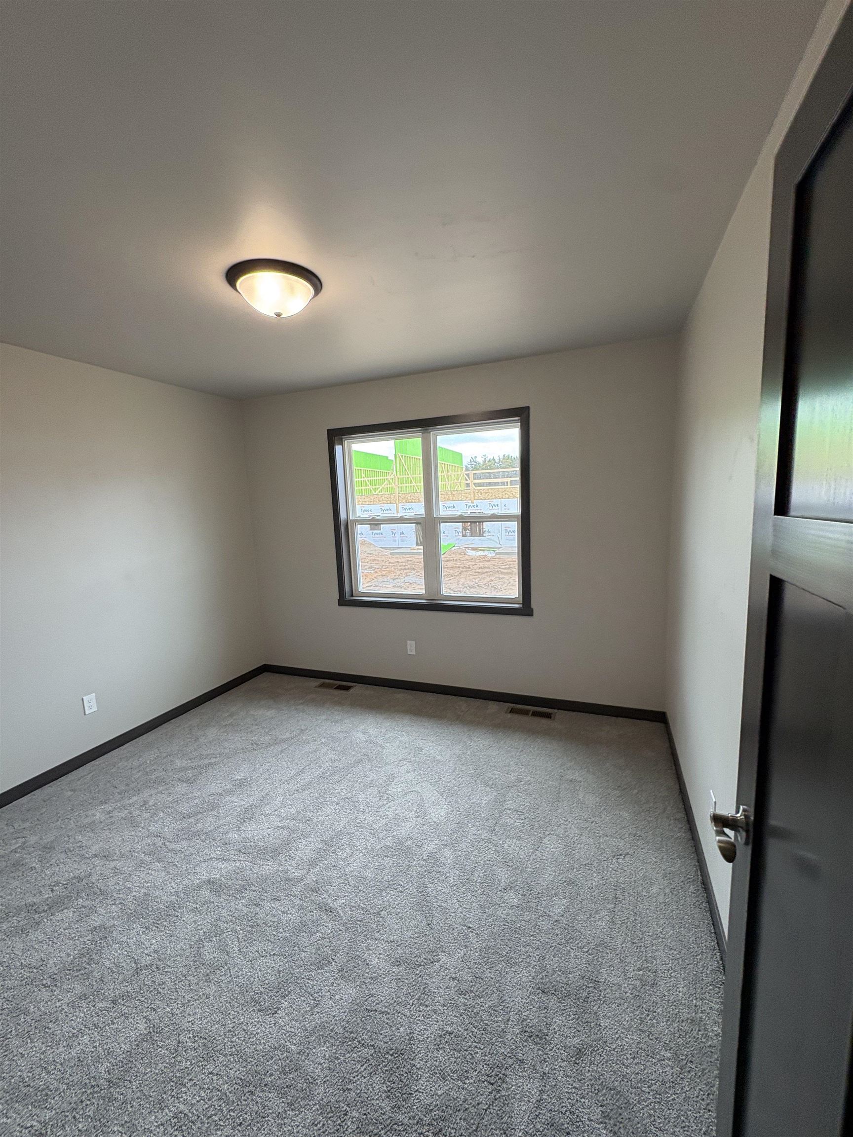 1007 Constellation Way Marinette, WI 54143 - Photo 21 of 34