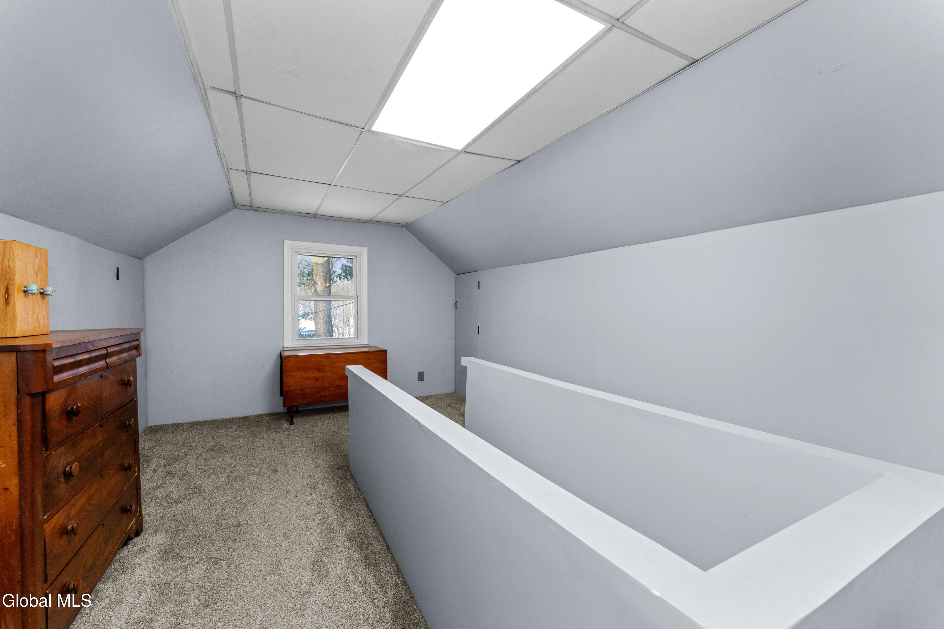 19 Sheffield Road Schenectady, NY 12302 - Photo 21 of 38 5 2nd Floor 2