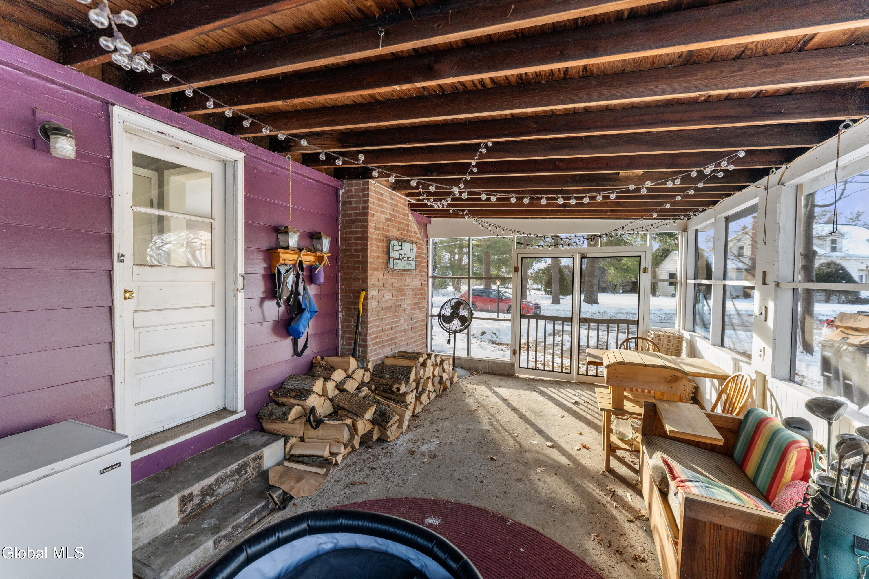 19 Sheffield Road Schenectady, NY 12302 - Photo 30 of 38 Screen Porch 3