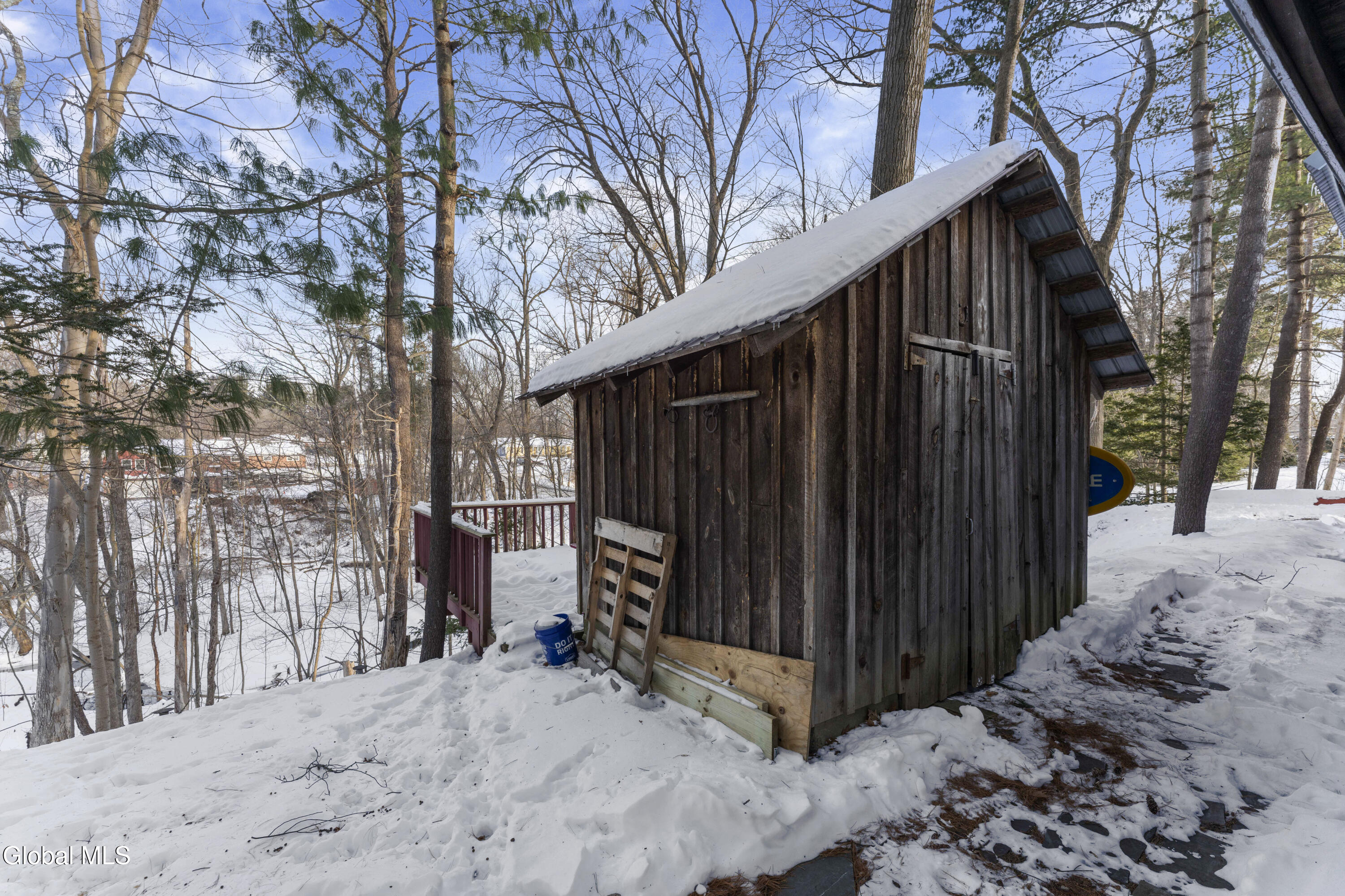 19 Sheffield Road Schenectady, NY 12302 - Photo 34 of 38 Yard 4