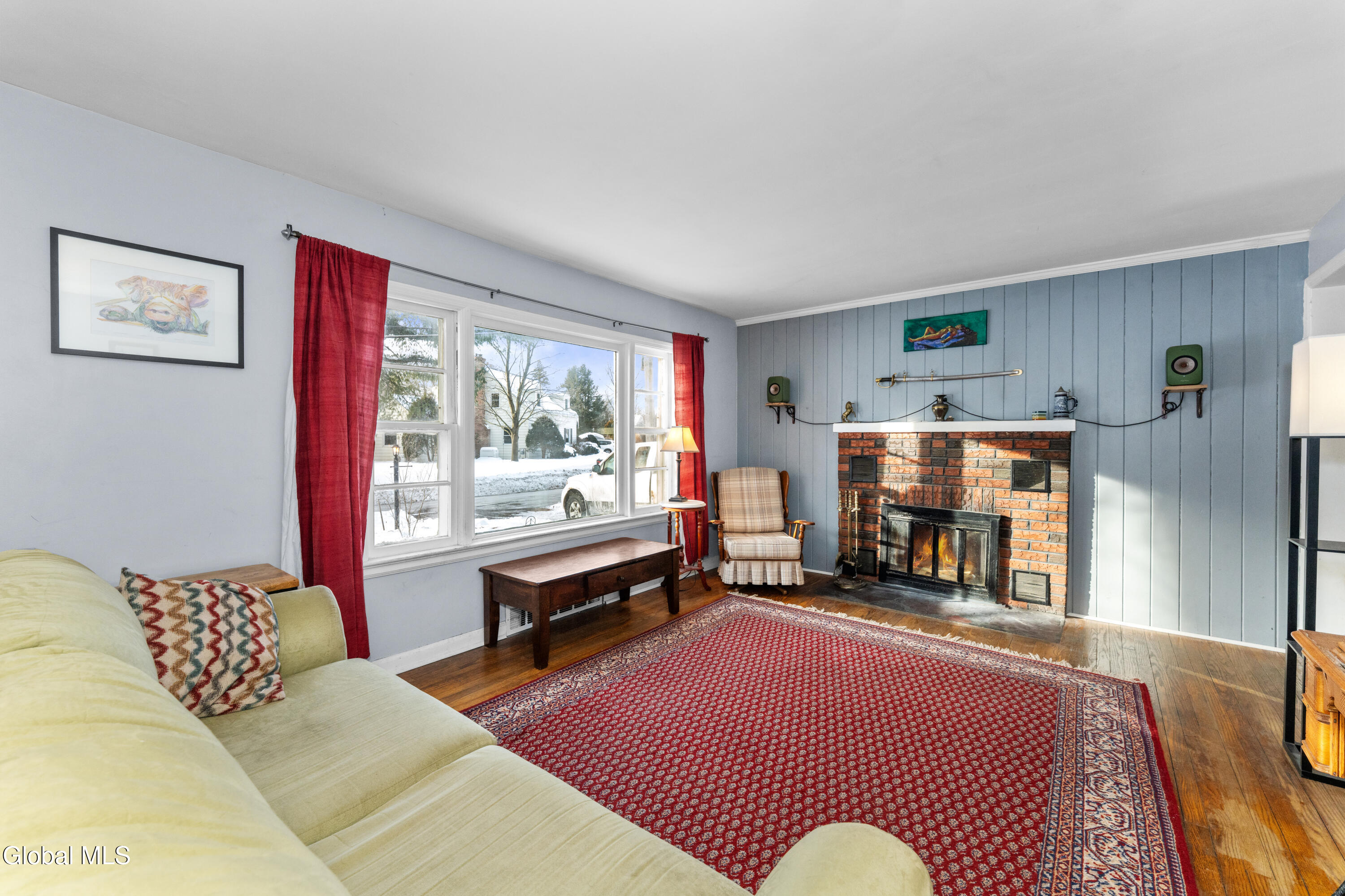 19 Sheffield Road Schenectady, NY 12302 - Photo 6 of 38 1 Livingroom 2