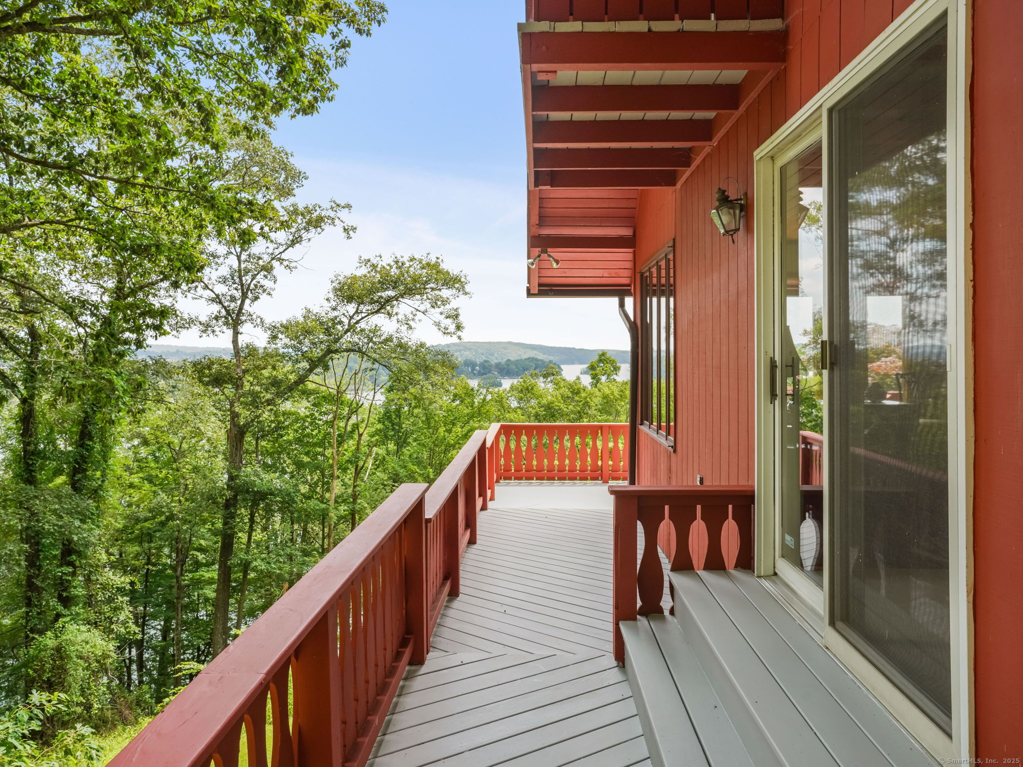 89 Wood Creek Road New Fairfield, CT 06812 - Photo 23 of 39