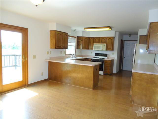 2125 Blair Road Fort Wayne, IN 46819 - Photo 3 of 28