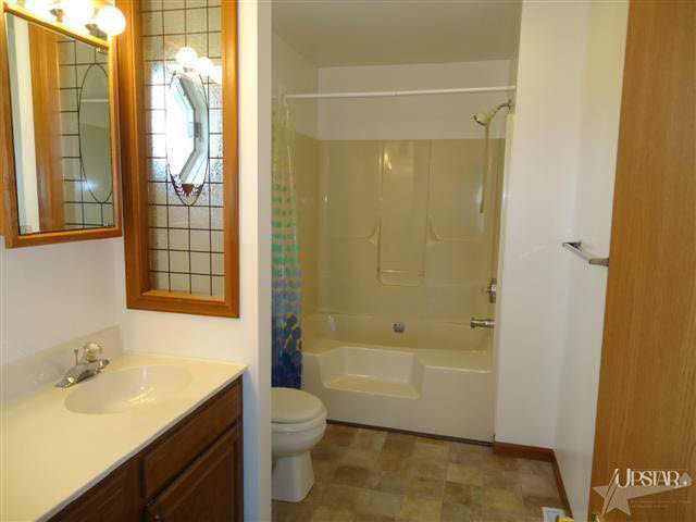 2125 Blair Road Fort Wayne, IN 46819 - Photo 10 of 28