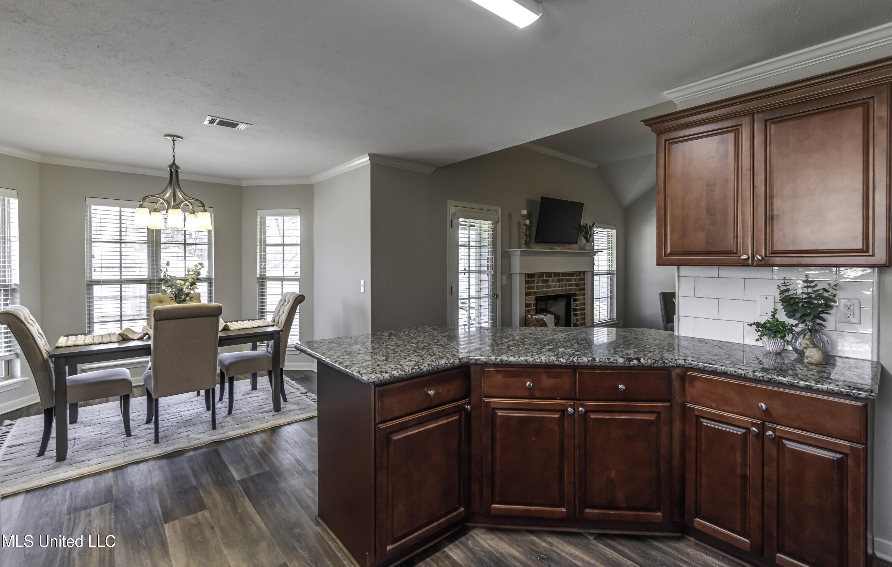 308 Bald Cypress Cove Terry, MS 39170 - Photo 20 of 53 308 Cypress Cv--35