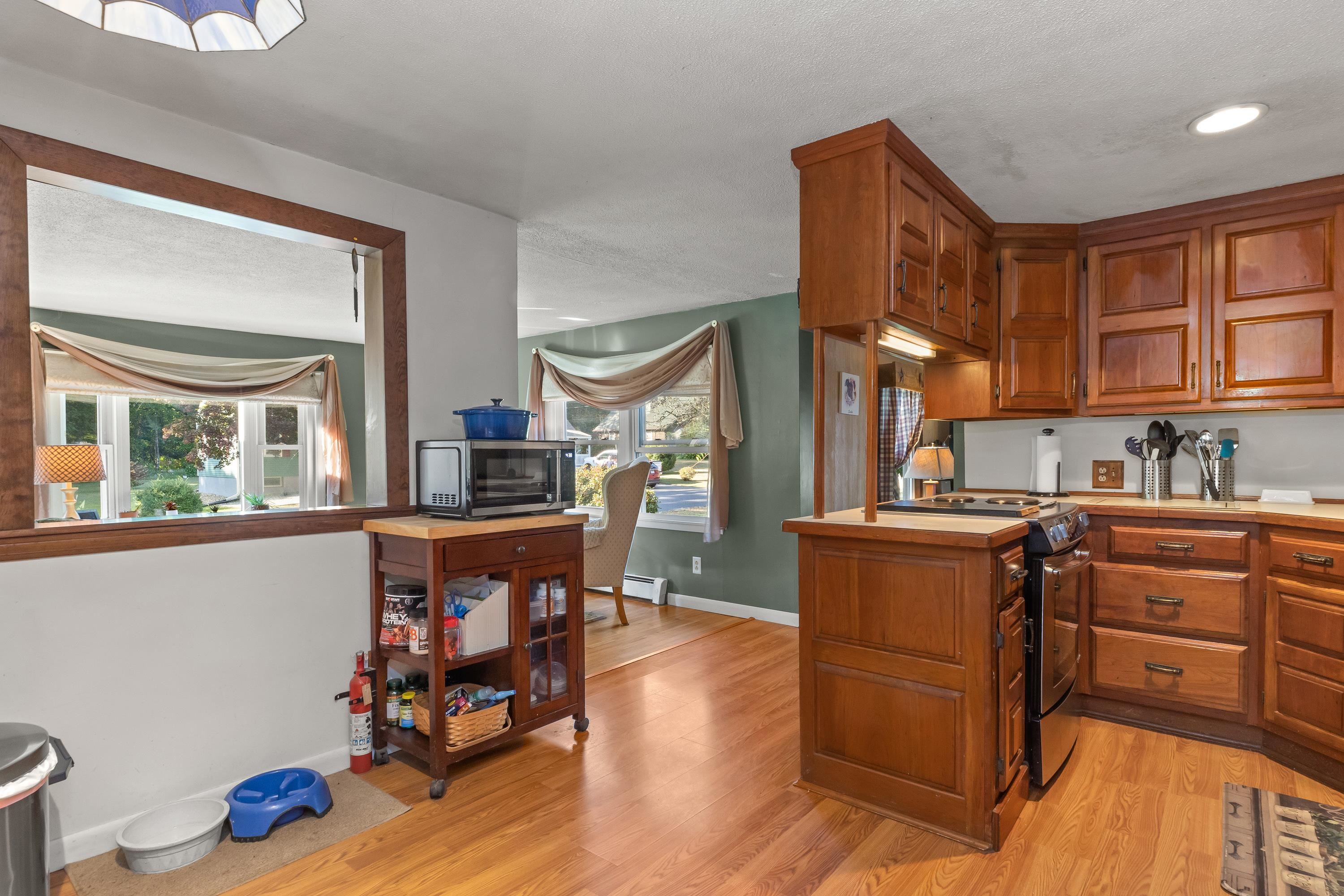 8 Nicholas Road Plaistow, NH 03865 - Photo 12 of 50 Gallery Image 12