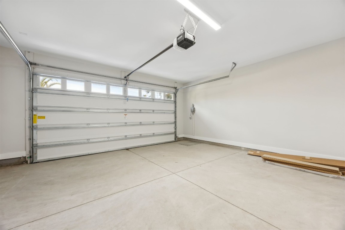 649 South 7th Street Fernandina Beach, FL 32034 - Photo 33 of 35 a view of room and stairs