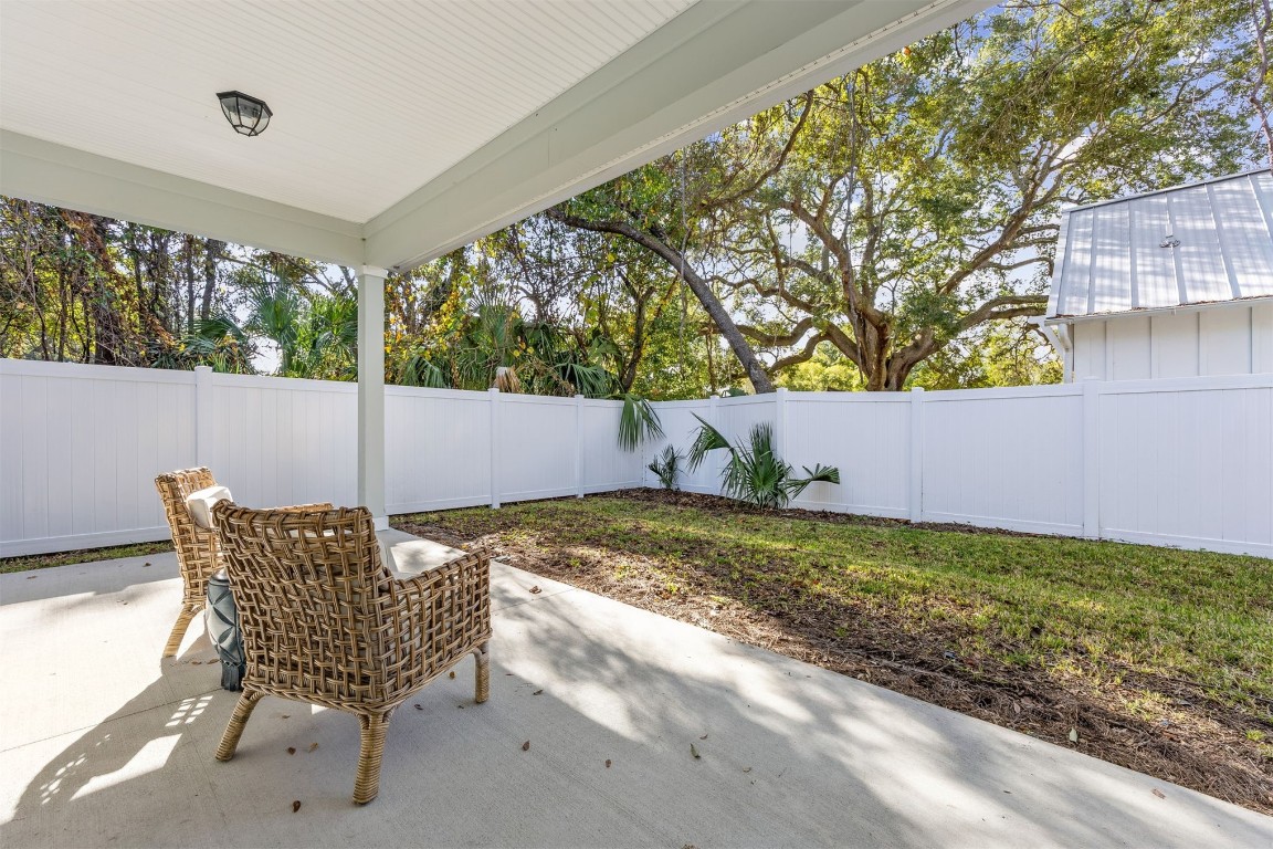 649 South 7th Street Fernandina Beach, FL 32034 - Photo 34 of 35 a view of outdoor space and yard