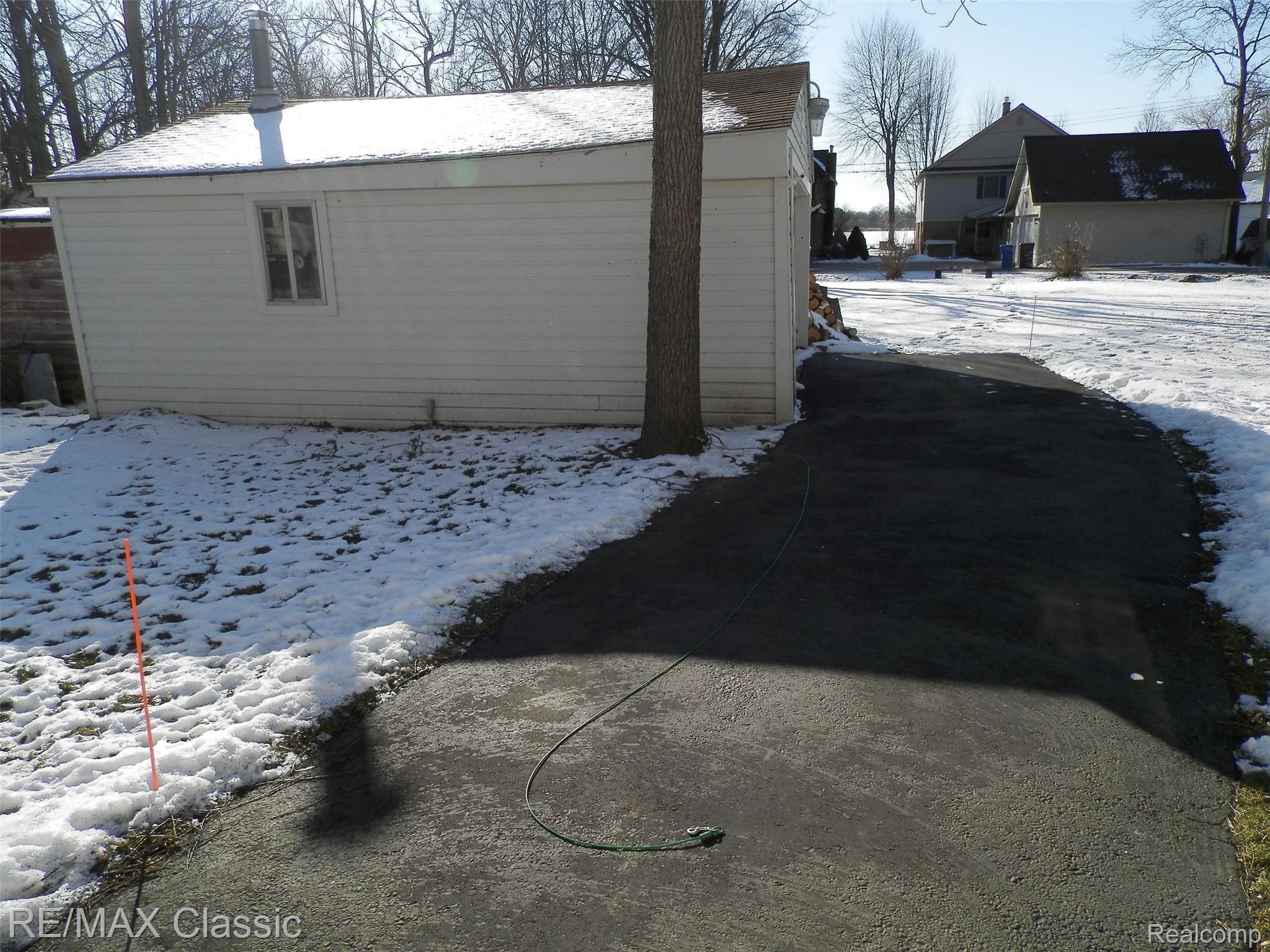 1082 South Hughes Road Howell, MI 48843 - Photo 25 of 32 Detached garage