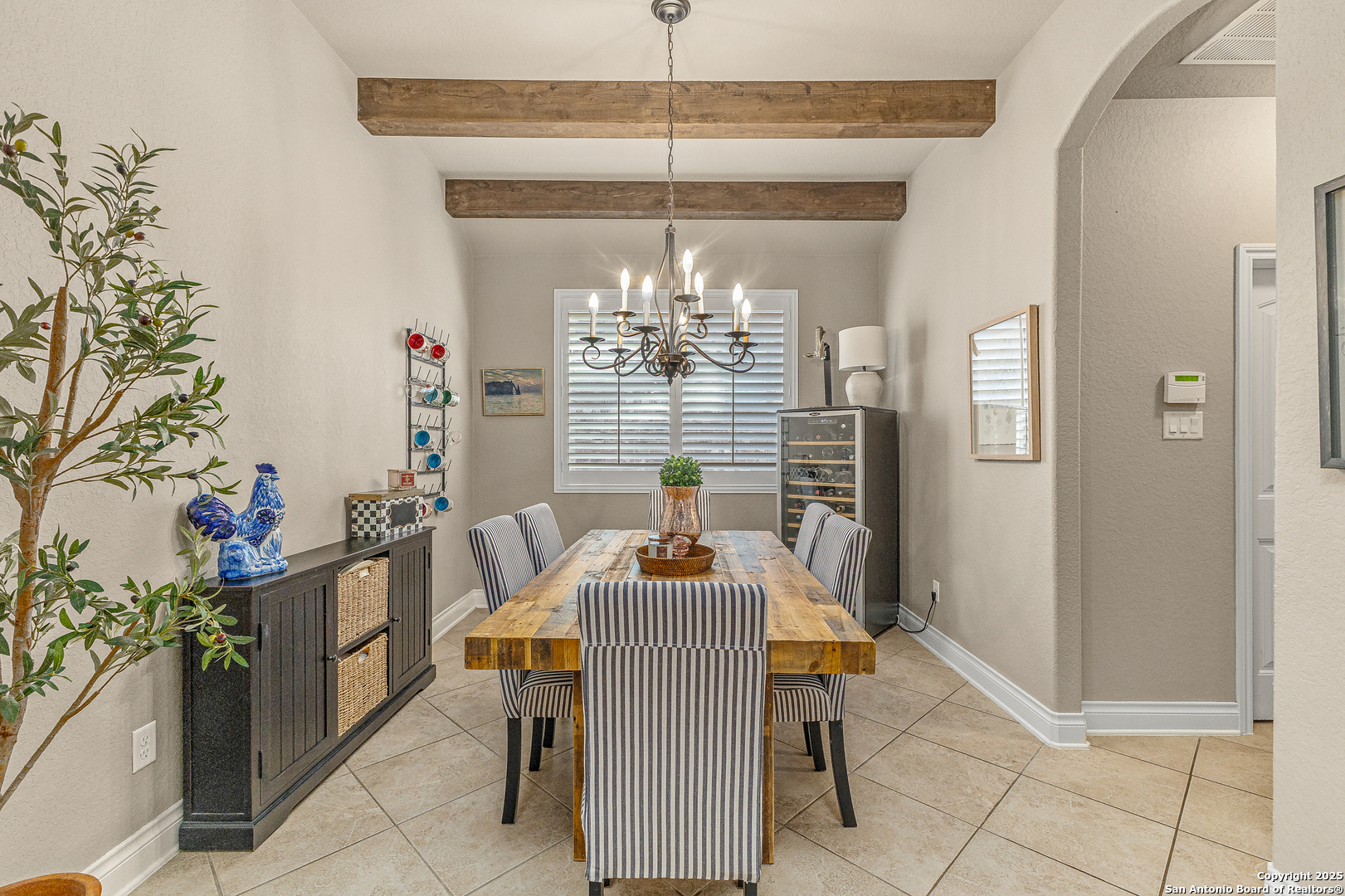 28938 Fairs Gate Fair Oaks Ranch, TX 78015 - Photo 9 of 41 a dining room with furniture and window