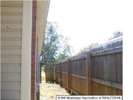 10233 Goodman Road Olive Branch, MS 38654 - Photo 4 of 18 Additional Photo