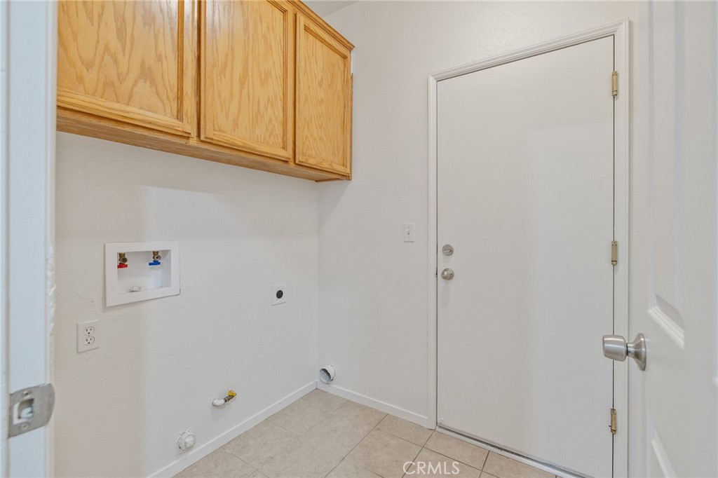 3232 Zion Circle Hanford, CA 93230 - Photo 14 of 61