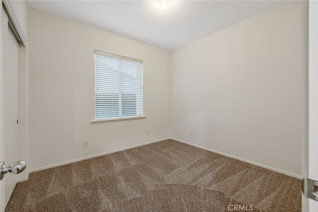 3232 Zion Circle Hanford, CA 93230 - Photo 17 of 61