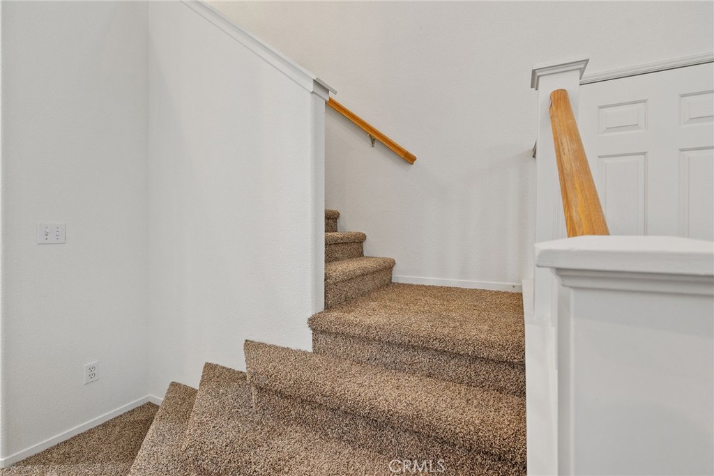 3232 Zion Circle Hanford, CA 93230 - Photo 30 of 61