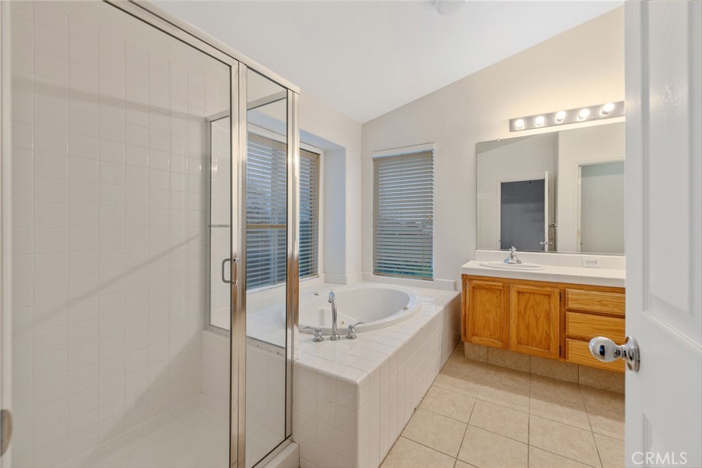 3232 Zion Circle Hanford, CA 93230 - Photo 38 of 61